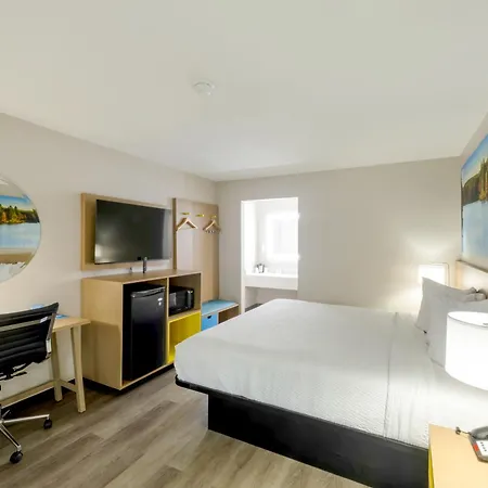 Red Roof Inn&Suites Bossier City